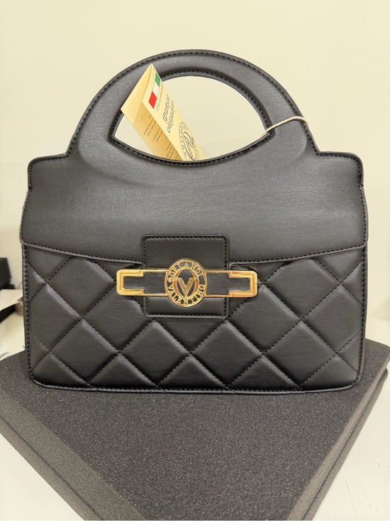 Valentino Orlandi Handbags - NWT Valentino Orlandi Black Quilted Top-Handle Bag with Gold Accent W/ Crossbody